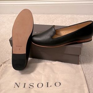 Size 9 leather smoking shoe ran big for my foot. Never worn.